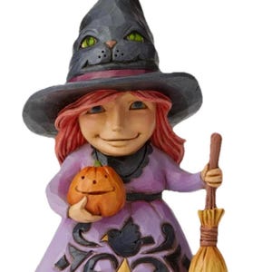 Jim Shore Original 5” Inch Smiling Witch Figurine ‘Welcome The Magic’