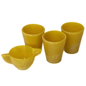 Sweet Vintage Collectable Yellow Akro Agate Children’s Mini Glass Tea Set Pieces, 3 Tumbler Cups and a Creamer. Raised Daisy Pattern.