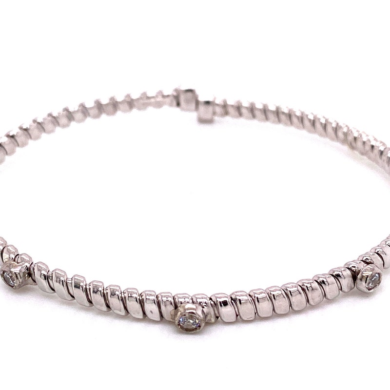 Premium Bangle-Style Cuff Bracelet main image 1