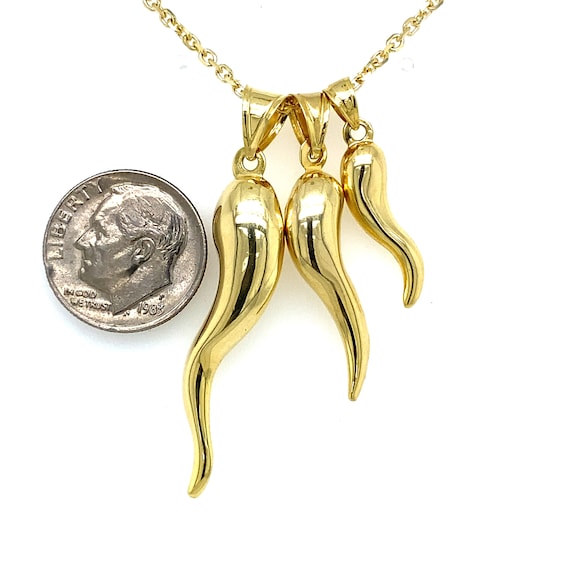14K Gelbgold Horn Charme, Gold TINY Hohl Italienisches Horn, Gold Cornicello Charme, Gold Cornetto Charme, Goldschutz Charme, 12 MM Länge