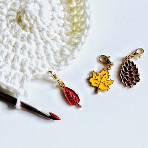 Cherry tree leaf stitch marker, Knitting stitch marker, gift for knitters, gift for crocheters, red leaf, kraftiara markers image 3