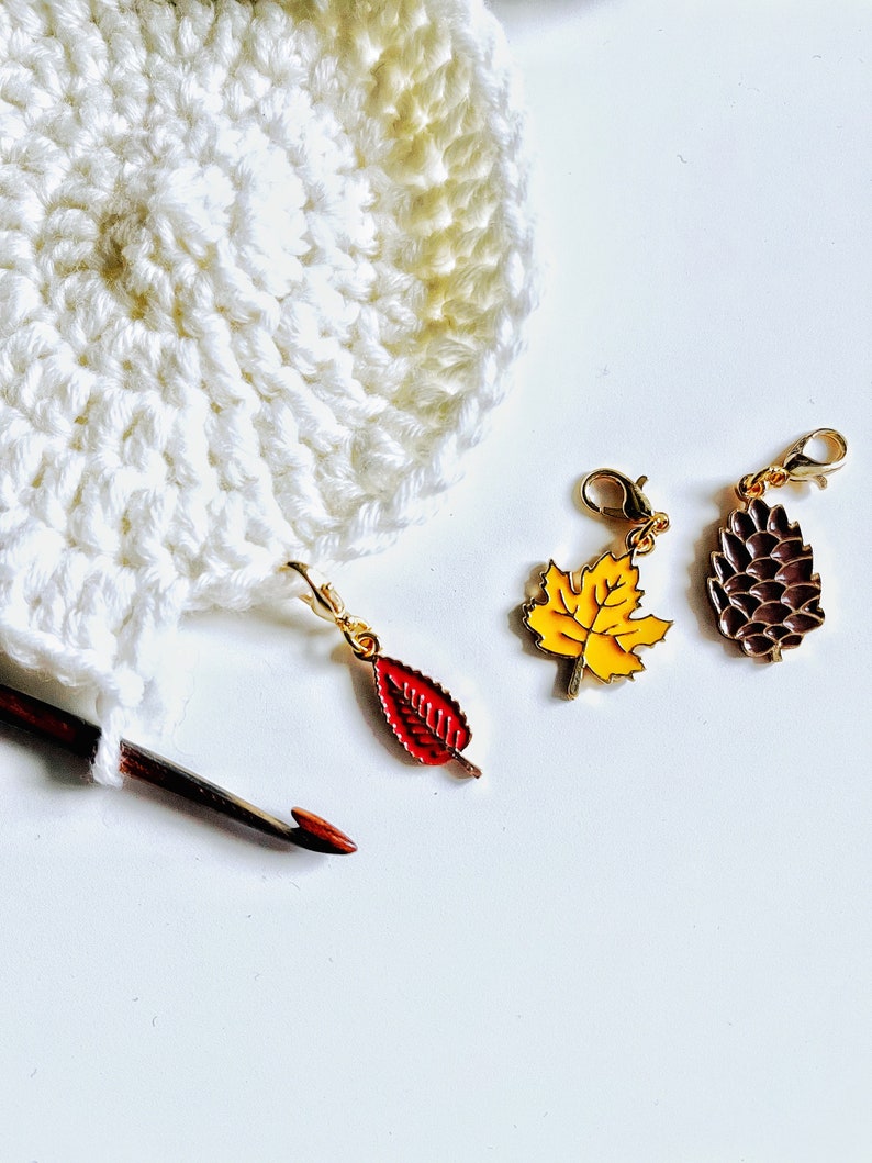 Cherry tree leaf stitch marker, Knitting stitch marker, gift for knitters, gift for crocheters, red leaf, kraftiara markers image 3