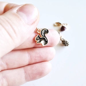 Woodland crochet stitch markers, squirrel charm, pine cone charm, acorn charm, knitting and crochet accessories image 5