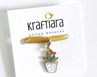 Succulent cactus crochet stitch marker, plant stitch marker