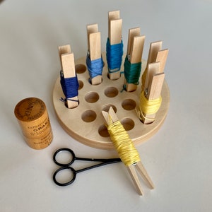 Clothespin Floss Rack (ROUND) for Embroidery Floss, Embroidery Thread Holder, Caddy, Floss Organizer, Thread Rack