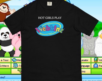 Camiseta de chicas sexys jugando con Webkinz, ropa nostálgica y divertida de Webkinz, regalo para fans de Webkinz