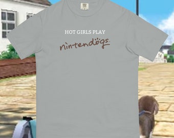Heiße Mädels Spielen Nintendogs T-Shirt, Nintendogs Merch, Nostalgische Nintendo DS Spiel Bekleidung