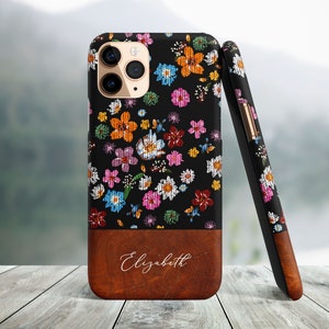 Crochet Flowers Custom Case, iPhone 15, 14 Pro Max, iPhone 15, 14 Plus, iPhone 13, 12 Mini, iPhone 13, 12, 11 Pro Max, iPhone 8, XS MAX, XR