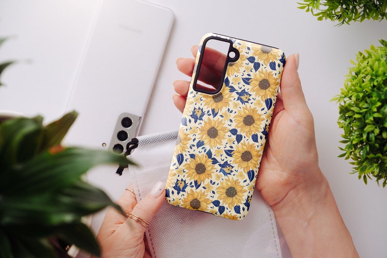 Sunflower Phone Case For Samsung Galaxy S26, S25, S24, S23, S22 Ultra, S22, S21 Plus, S20 FE, S20 Ultra, S20 Plus, Note 20, Note 10, S10 image 8