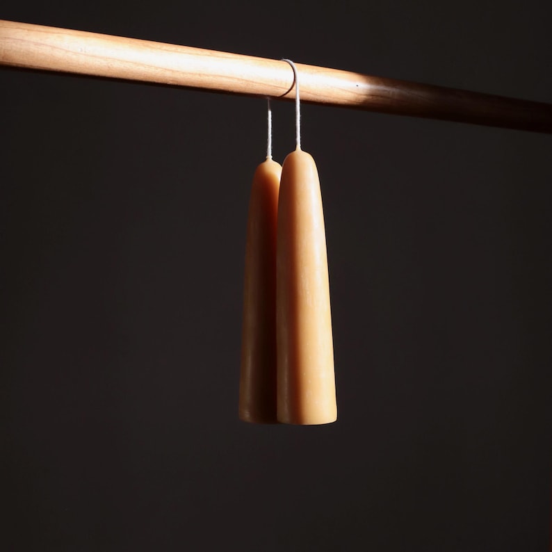 Moorlands Candles British Beeswax Taper Candle - Thumbnail 4