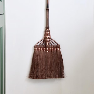 Straight fibre Onige Japanese Tatami Broom Long 125cm 50 inches /Eco-friendly long broom made of natural Shuro Hemp Palm fibre