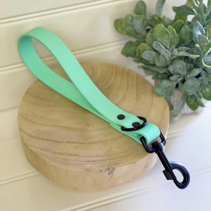 1” Waterproof Traffic Leash, Vegan Leather Traffic Lead, Leash Handle, Faux Leather Traffic Lead, Biothane Traffic Handle, Short Leash