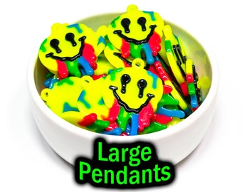 Large Trippy Smiley Face Pendants | Glossy Plastic Rave Charms