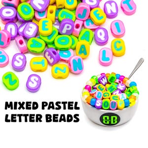 ¡Sopa de letras pastel! Mezcla sorpresa de cuentas AlphaBeads aleatorias por peso. Bolsa sorpresa de cuentas Kandi para joyería de festival. Consigue 35, 50 o 100 gramos