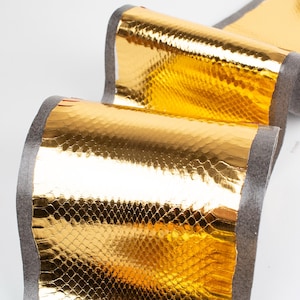 Piel genuina italiana SNAKE AYERS (no Cites) metalizada dorada (sobre forro de tela) piel brillante