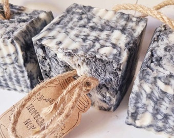 SOAP ON A ROPE - Tobacco & Oak