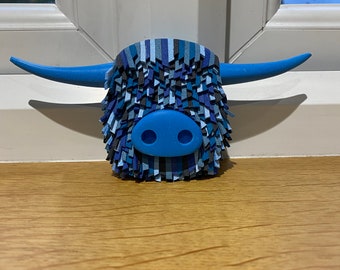 Highland Cow figure