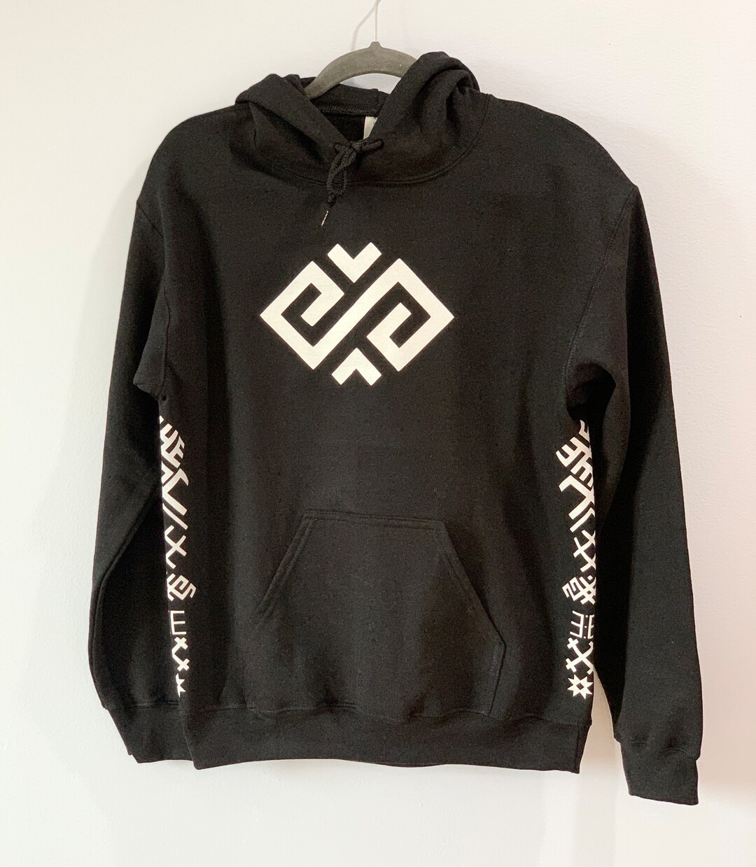 MEN'S SWEATSHIRT LĀČPLĒSIS LATVIAN HERO
