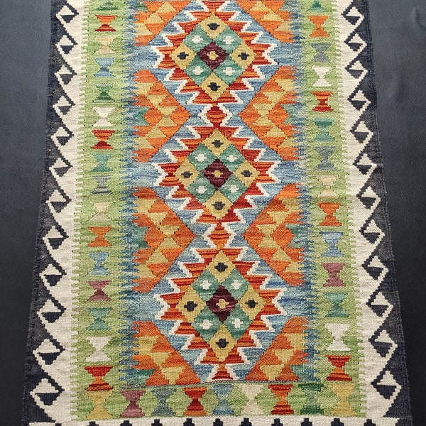 Kilim Rug Classic, Handmade Artisan Afghan Turkish Aztec Geometric Wool Kilim Rug 117x86 CM