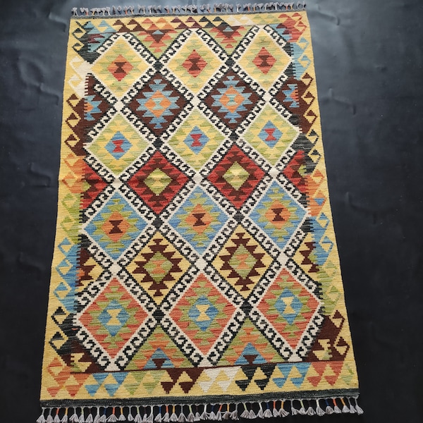 Kilim Rug Classic, Handmade Artisan Afghan Turkish Aztec Geometric Wool Kilim Rug 162x104 CM