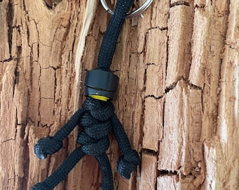 Llaveros de moto de paracord hechos a mano por encargo