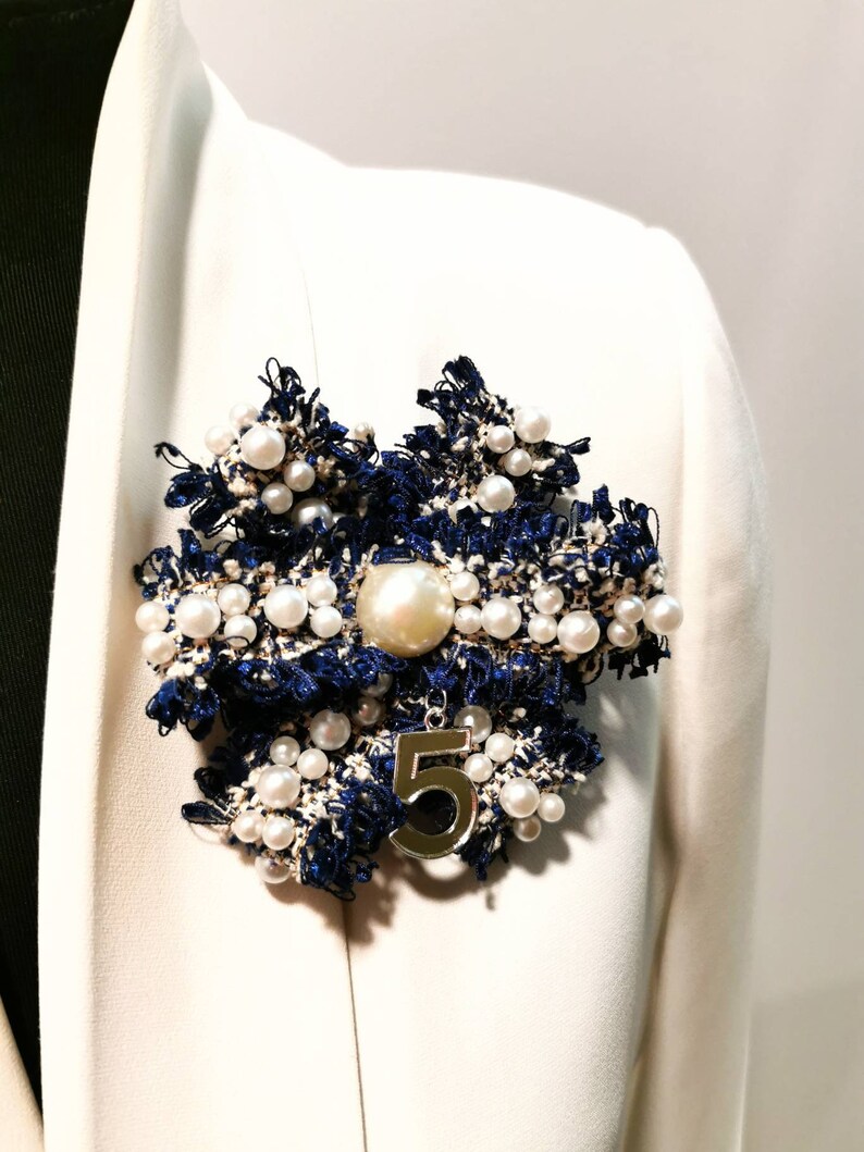 number 5 charm brooch,tweed ribbon brooch number 5 Brooch mother gift designer inspired white pearls brooch Brooch navy blue birthday