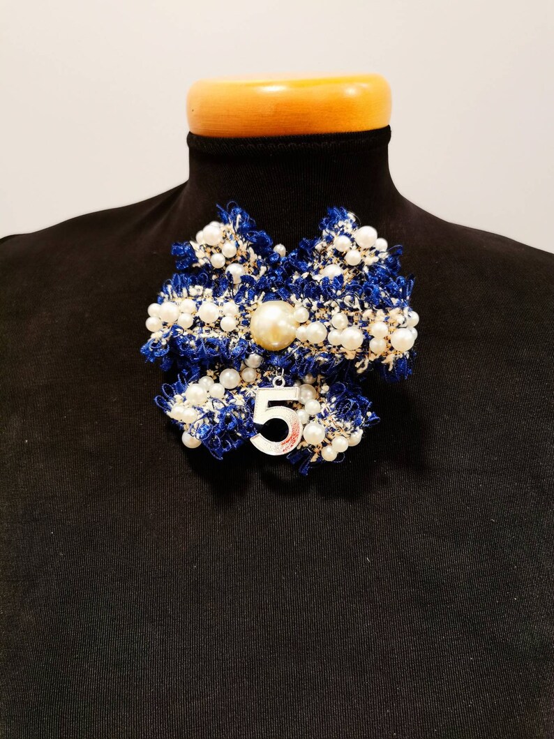 number 5 charm brooch,tweed ribbon brooch number 5 Brooch mother gift designer inspired white pearls brooch Brooch navy blue birthday