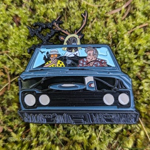 Tommy Boy / Fear and Loathing cross over pin