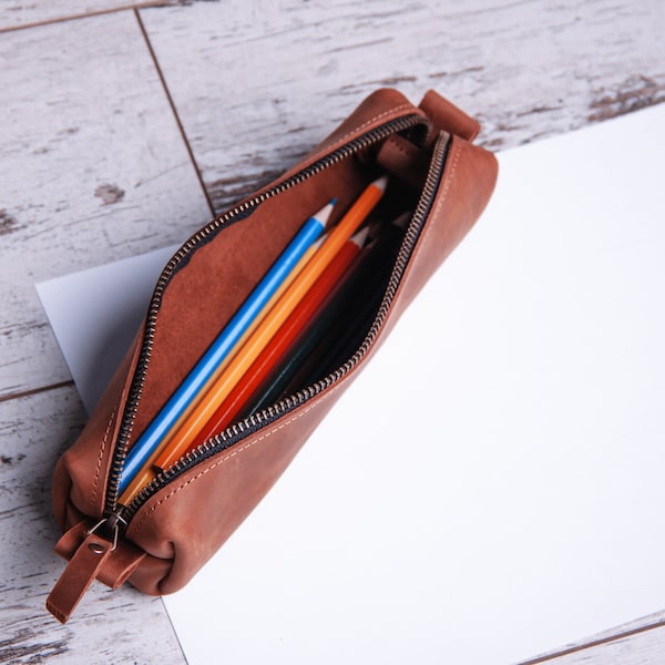 Étui à crayons en cuir personnalisé, pochette pour stylo en cuir, manchon pour stylo en cuir, fermeture à glissière personnalisée pour étui à crayons, étui à crayons à glissière, étui à crayons monogrammé