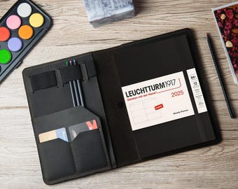 Leuchtturm1917 Cover Leder, Leuchtturm1917 A5 Cover, Leuchtturm1917 personalisiert, Custom Leder Notizbuch Cover, Notizbuchhalter mit Gravur