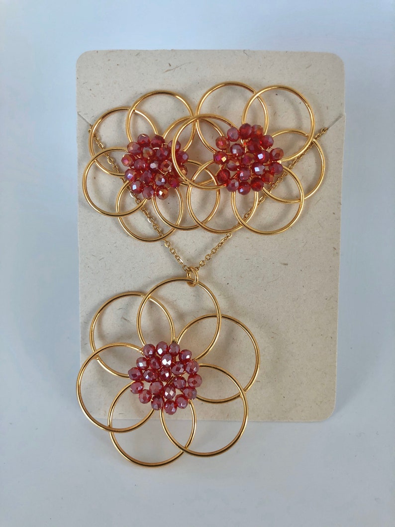 Gold Flower with Red Beads Necklace and Stud Earrings