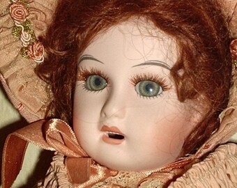 mundia dolls