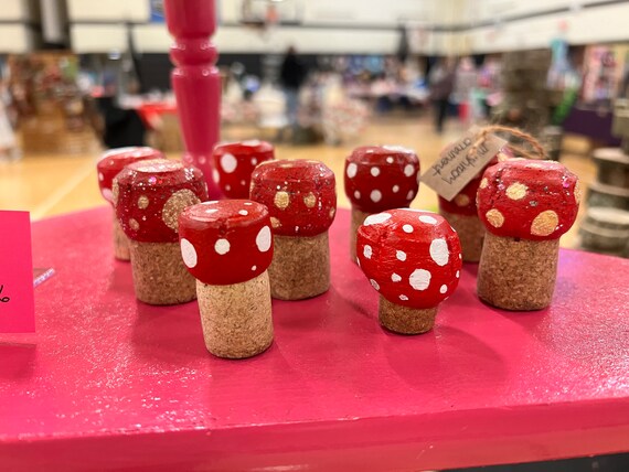 Logbuch-Verlag Lot De 2 Champignons à Mouche Décoratifs 18 Cm + 13 Cm En Bois émaillé Rouge Et Blanc à Pois Décoratifs à Poser Décoration D'automne