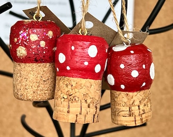 Mushroom Christmas Ornament made from upcycled champagne cork, Cork Ornament, Woodland Ornament, Toadstool Mushroom Decor,