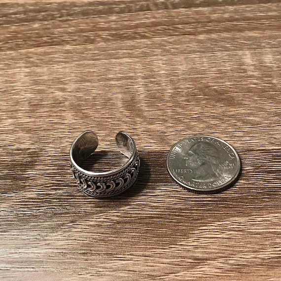 Sterling Silver Scroll Design Open Back - Size 9 - image 7