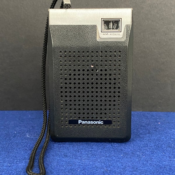 1971/1972 Vintage Portable Panasonic Model R-1028 6-Transistor Radio