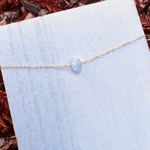Regenbogen Mondstein Choker
