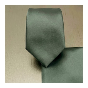 Schlanke 2,75 &quot;Breite Dark Dusty Sage Green Solid Selbstbindung Krawatte und Einstecktuch Taschentuch Set Hochzeit formal