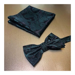 KIDS Butterfly Style Dark Forest Green Paisley Pretied Bow Tie and Pocket Square Set Juniper 2022 Wedding Formal