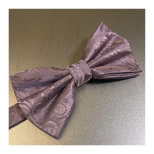 Paisley Dusty Mauve Quartz Pretied Bow Tie Only