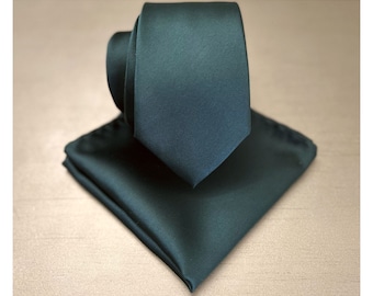 2.75" Wide Slim Dark Forest Green Self tie Neck tie and Pocket Square Set Microfiber Juniper
