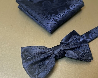 Paisley Navy Blue Adustable Strap Pretied bow tie and Pocket Square Set