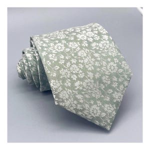 Corbata clásica para atar con lazo floral verde salvia polvorienta SOLO para boda, formal, padrino de boda, regalo de graduación