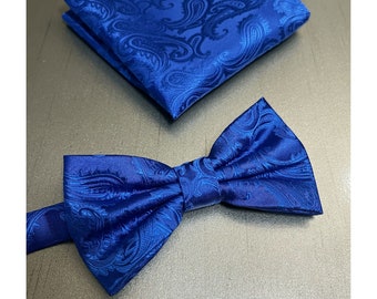 Royal Blue Paisley Men's Pretied Bow Tie and Pocket Square