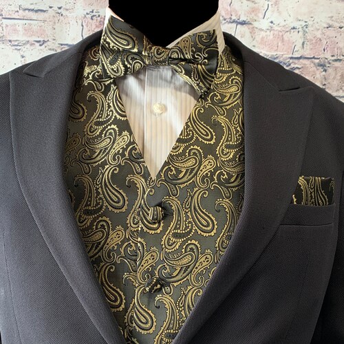 Men's Gold P A I S L E Y Print 4-Piece Men's Vest Set Also available in Big and Tall Sizes main image 1