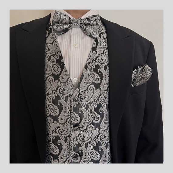 SILVER BLACK Paisley Men's Vest Pre-tied Bow Tie and Pocket - Main Image