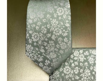 Floral DUSTY SAGE Grün 2,75 "Breite Slim Selbstbindung Krawatte und Einstecktuch Set Hochzeit Formelle Groomsman Abschlussball Geschenkentwurf