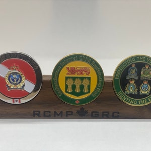 Details about   Challenge Coin Perspex/Acrylic Display Case 52mm Diameter 