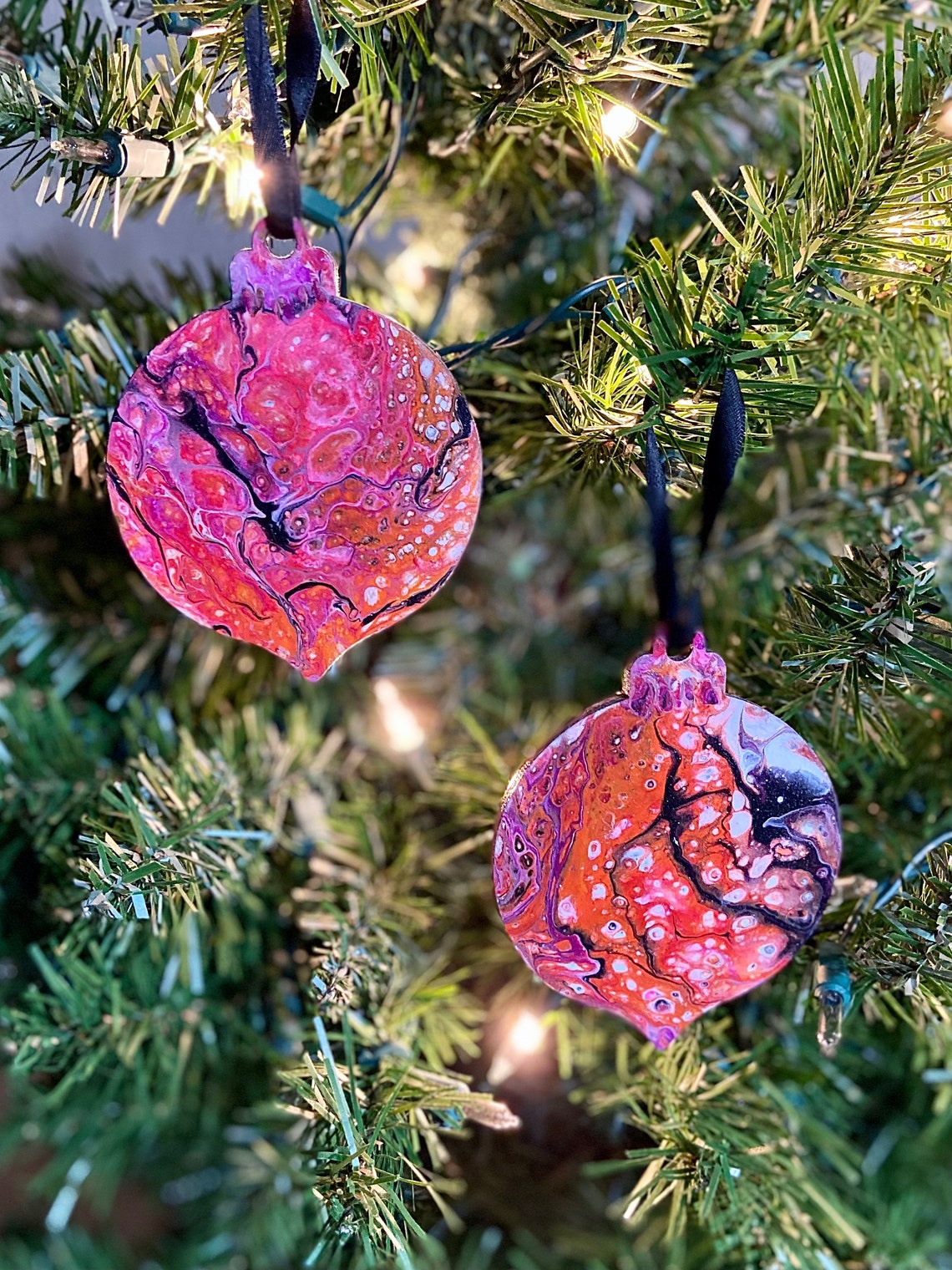 Acrylic Painted Ornaments 2pk Etsy