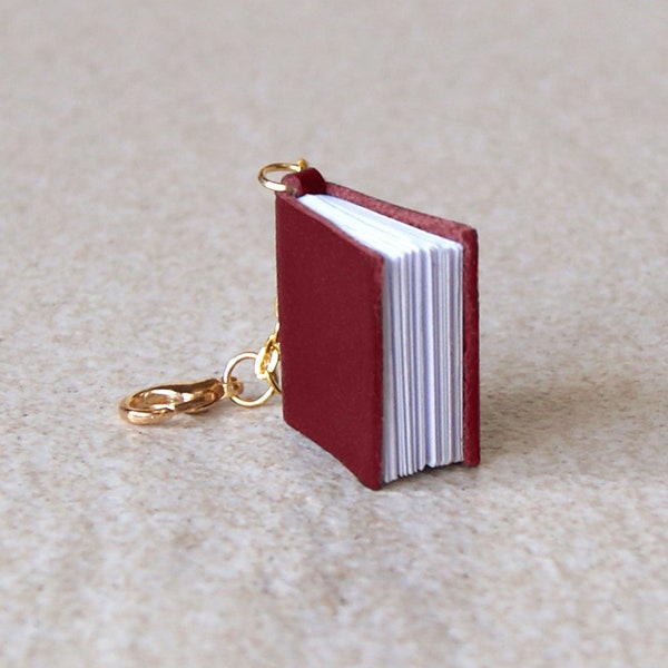 Mini livre, pendentif petit livre